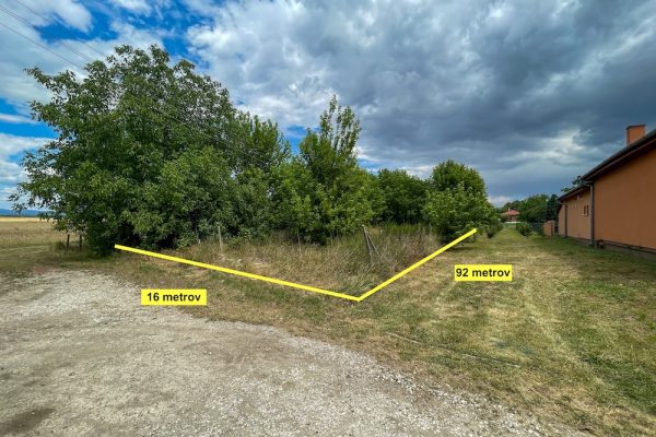 Investičný pozemok na predaj, Vráble, časť Horný Ohaj